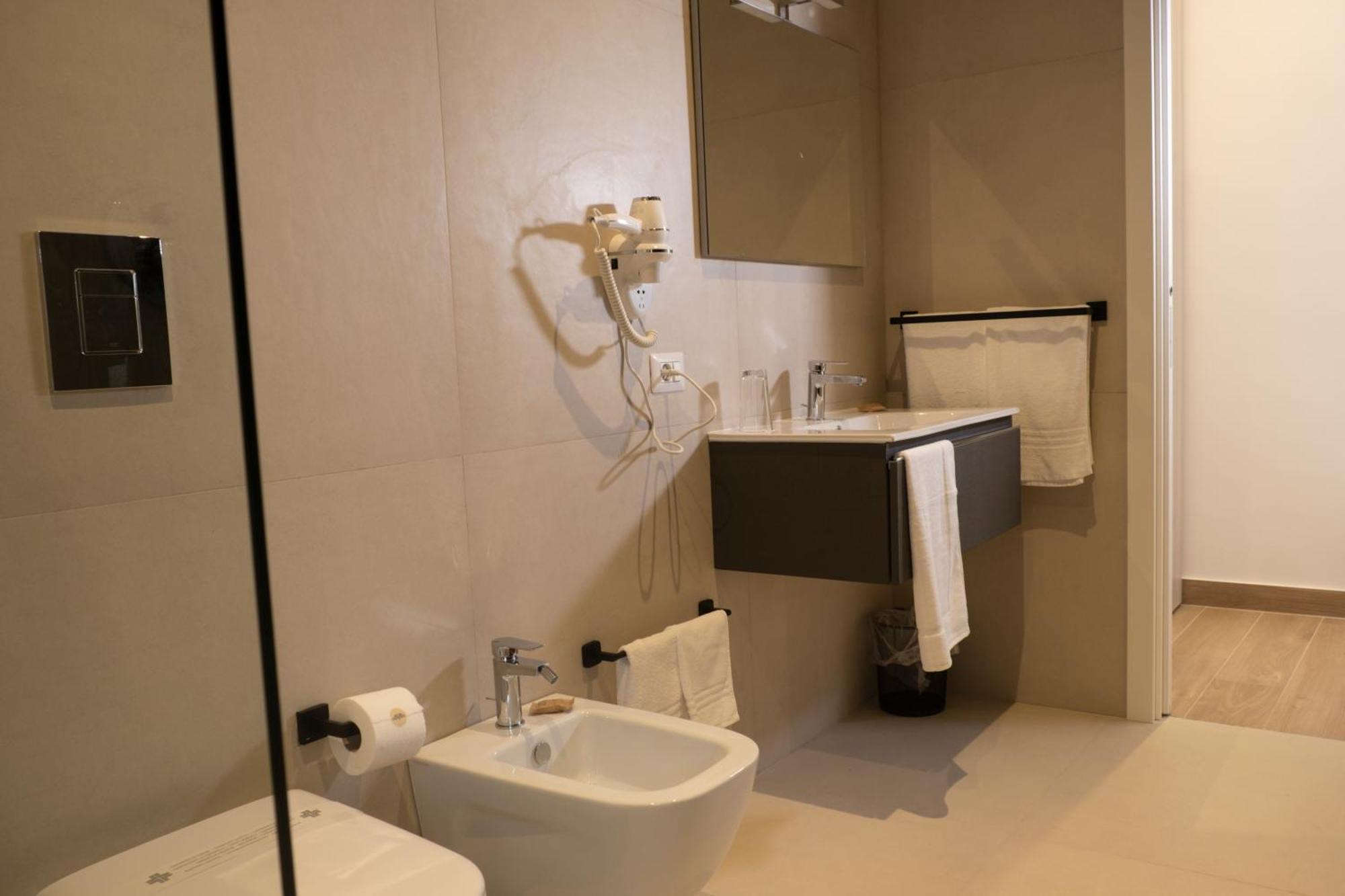 Monumental Luxury Rooms Caserta Dış mekan fotoğraf