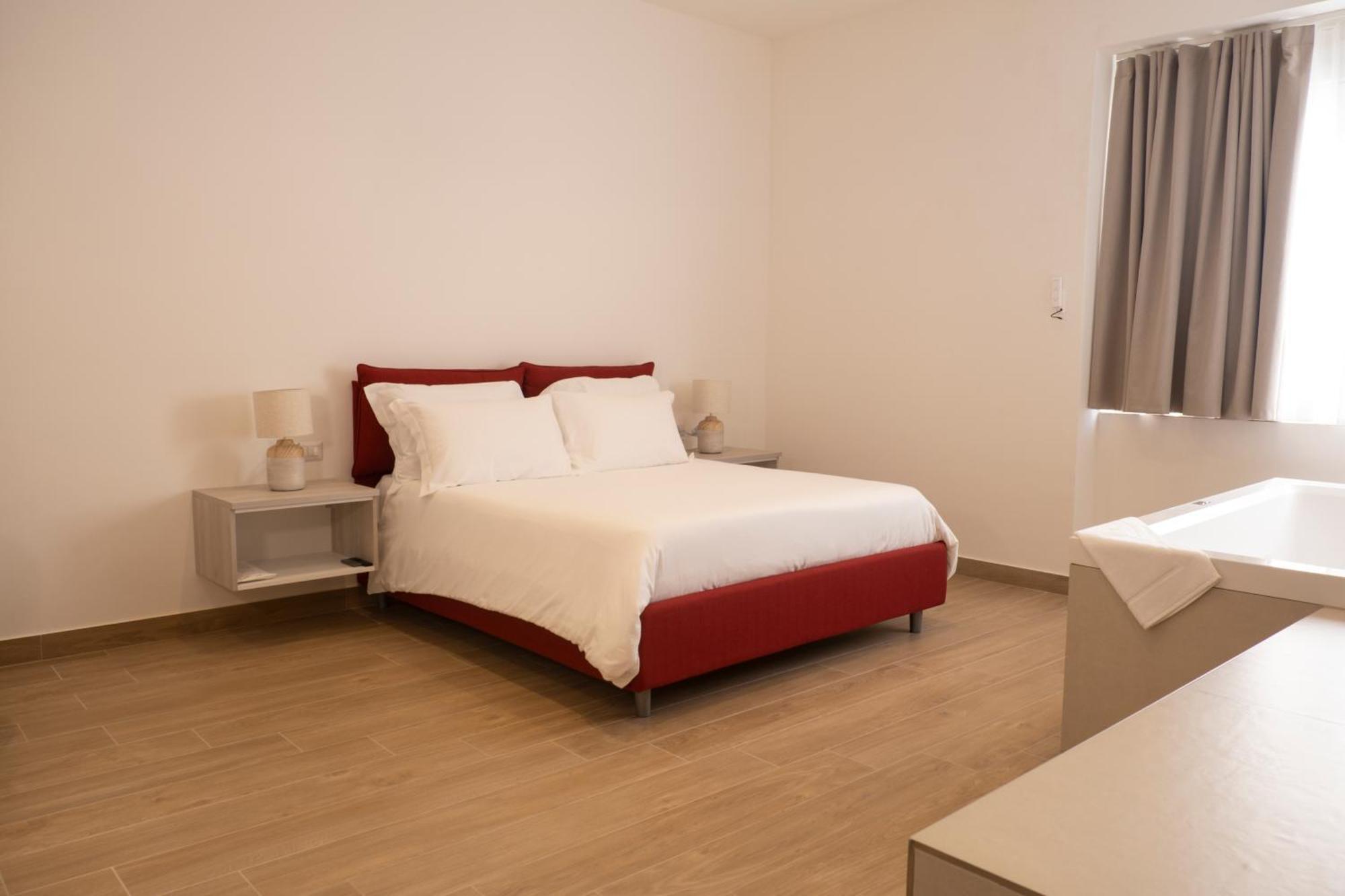 Monumental Luxury Rooms Caserta Dış mekan fotoğraf