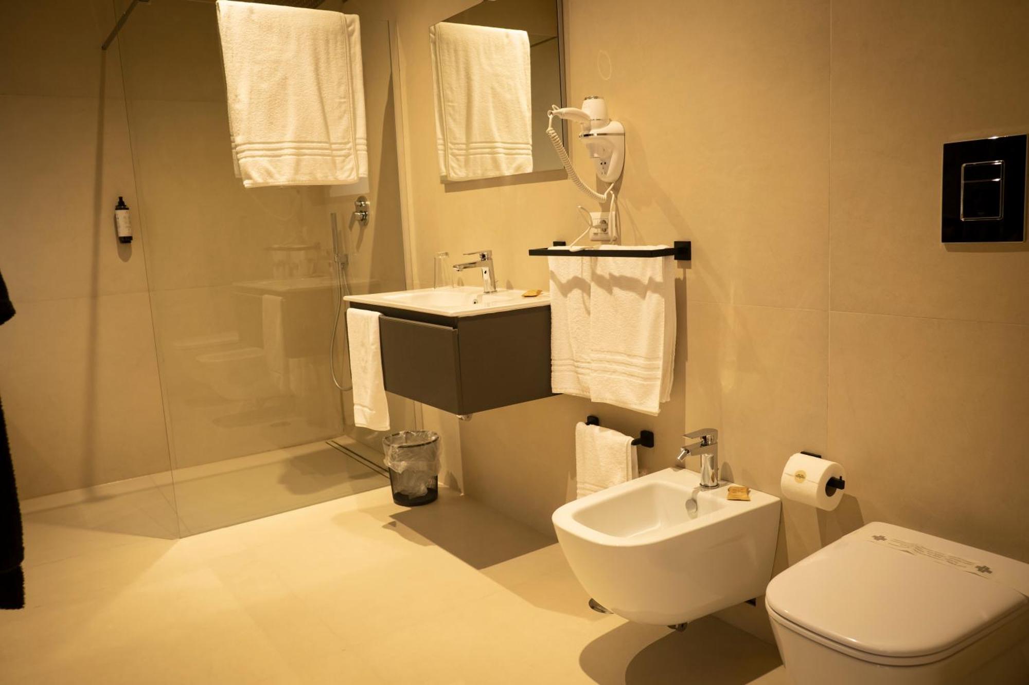 Monumental Luxury Rooms Caserta Dış mekan fotoğraf
