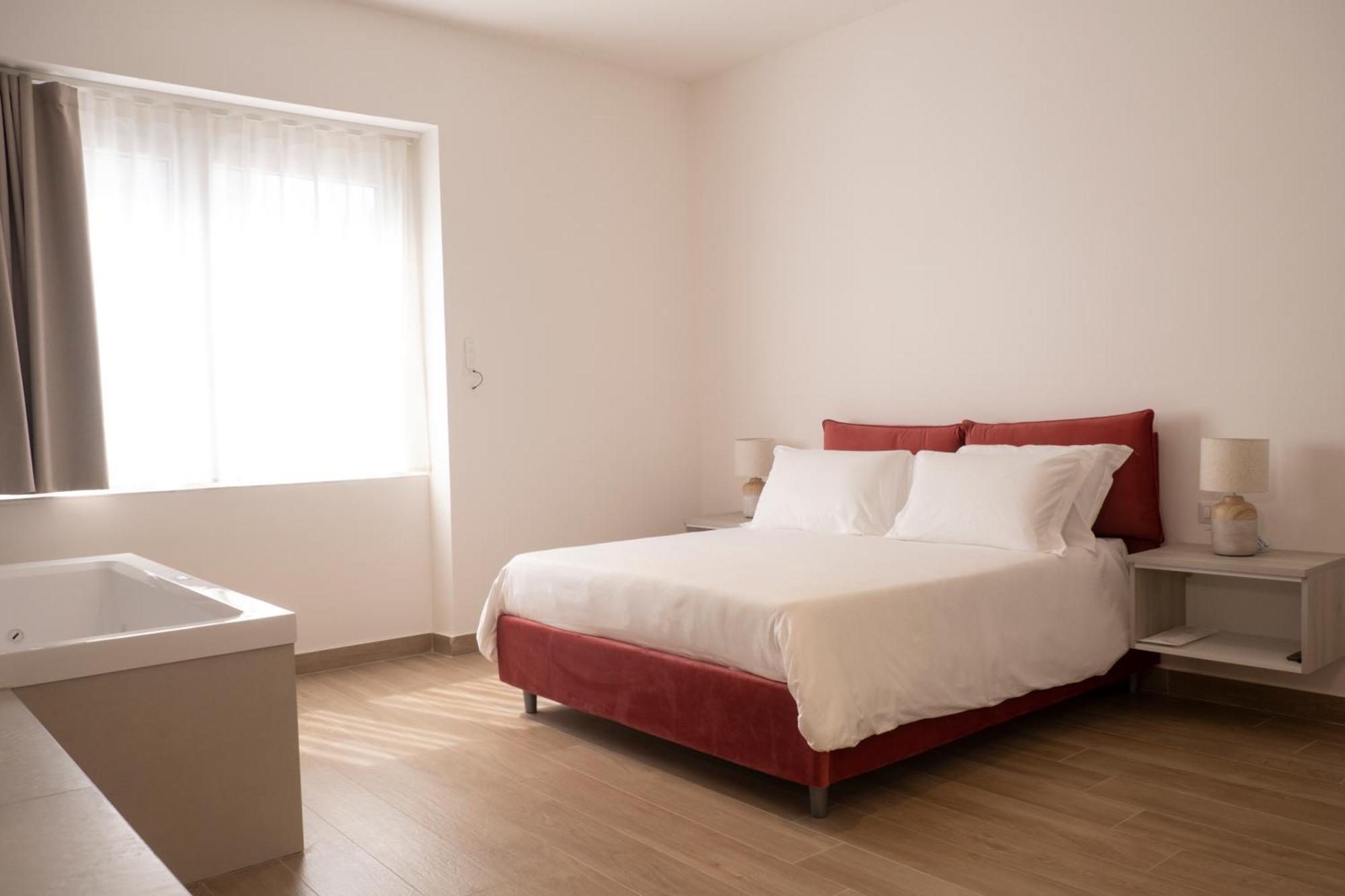 Monumental Luxury Rooms Caserta Dış mekan fotoğraf