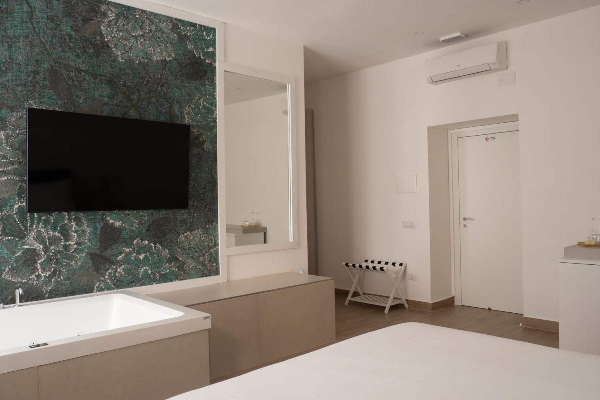 Monumental Luxury Rooms Caserta Dış mekan fotoğraf